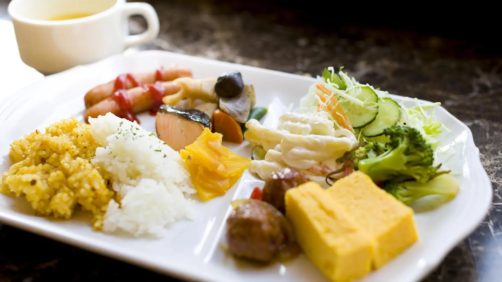 Toyoko Inn Hokkaido Hakodate Ekimae Daimon Hotel
